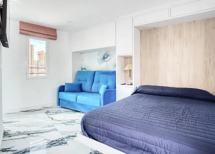 Coblanca 5-exclusivo Loft 5-6 דירה *